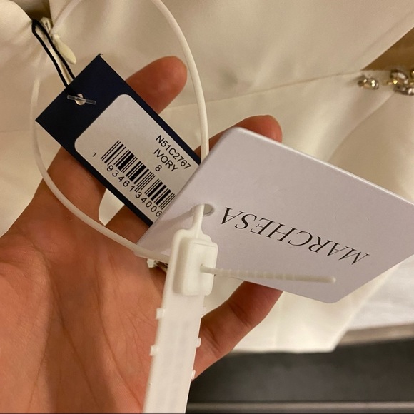 Marchesa Notte Embellished cutout crepe midi dress Size 8 - Picture 10 of 11